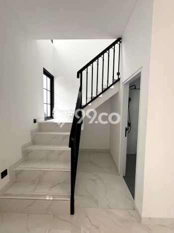 Rumah Luas Asri 3 KT Siap Huni di Pondok Bambu Jakarta Timur Rumah Luas Asri 3 KT Siap Huni di Pondok Bambu Jakarta Timur