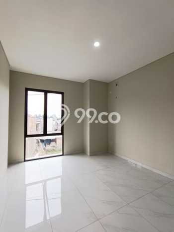 For Sale! Premium House LT 55m2 Desain Elegan di Pejaten For Sale! Premium House LT 55m2 Desain Elegan di Pejaten