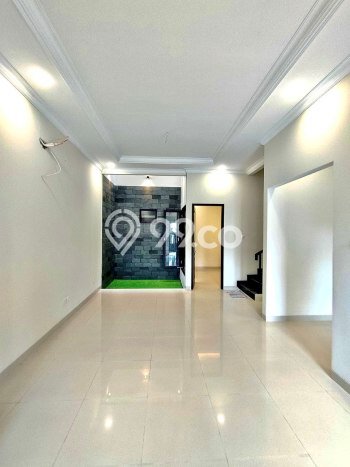 Dijual Rumah Premium dengan Fasilitas Sekitar Lengkap di Duren Sawit, Jakarta Timur Dijual Rumah Premium dengan Fasilitas Sekitar Lengkap di Duren Sawit, Jakarta Timur