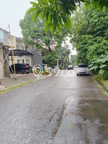 Rumah Luas Asri 5 KT Siap Huni di Kota Wisata Bogor Rumah Luas Asri 5 KT Siap Huni di Kota Wisata Bogor