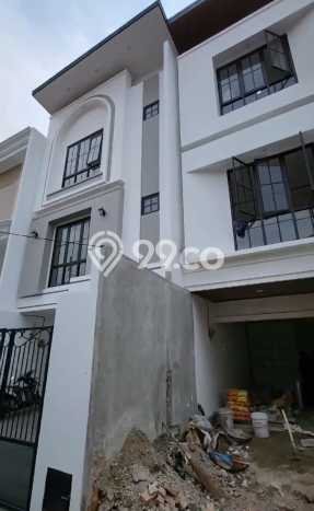 Dijual Rumah Premium dengan Fasilitas Sekitar Lengkap di Tebet, Jakarta Selatan Dijual Rumah Premium dengan Fasilitas Sekitar Lengkap di Tebet, Jakarta Selatan