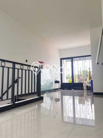 For Sale! Premium House LT 90m2 Desain Elegan di Rawamangun For Sale! Premium House LT 90m2 Desain Elegan di Rawamangun