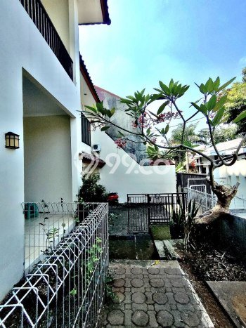 Best Deal Hunian Mewah Ideal dan Luas di Duren Sawit, Jakarta Timur Best Deal Hunian Mewah Ideal dan Luas di Duren Sawit, Jakarta Timur