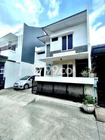For Sale Hunian Rumah Terawat 3 KT di Galaxy, Bekasi For Sale Hunian Rumah Terawat 3 KT di Galaxy, Bekasi