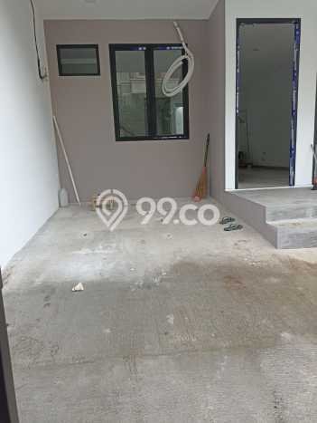 Rumah Luas Asri 3 KT Siap Pakai di Pondok Bambu Jakarta Timur Rumah Luas Asri 3 KT Siap Pakai di Pondok Bambu Jakarta Timur
