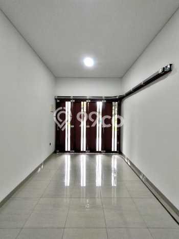 Siap Huni Rumah Mewah 3 Kamar di Pancoran Dekat ke Mana Saja Siap Huni Rumah Mewah 3 Kamar di Pancoran Dekat ke Mana Saja