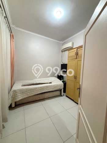 Rumah Elit Modern Tanpa Renovasi di Rawamangun Jakarta Timur Rumah Elit Modern Tanpa Renovasi di Rawamangun Jakarta Timur