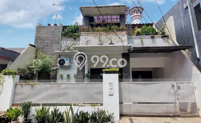 Jual Rumah Luas Megah Dengan View Cantik di Rawamangun, Jakarta Timur Jual Rumah Luas Megah Dengan View Cantik di Rawamangun, Jakarta Timur
