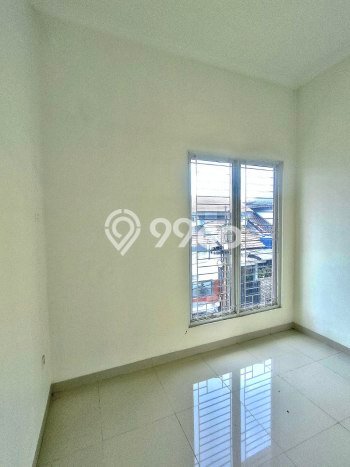 For Sale Hunian Rumah Terawat 3 KT di Galaxy, Bekasi For Sale Hunian Rumah Terawat 3 KT di Galaxy, Bekasi