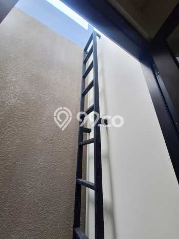 Jual Rumah Modern 2 KT di Cipinang Melayu, Jakarta Timur Jual Rumah Modern 2 KT di Cipinang Melayu, Jakarta Timur