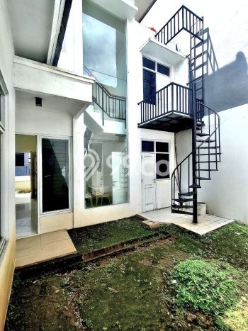 For Sale Hunian Rumah Terawat 3 KT di Galaxy, Bekasi For Sale Hunian Rumah Terawat 3 KT di Galaxy, Bekasi