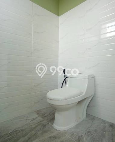 Dijual Hunian Rumah Terawat 3 Kamar di Jatiwaringin, Bekasi Dijual Hunian Rumah Terawat 3 Kamar di Jatiwaringin, Bekasi