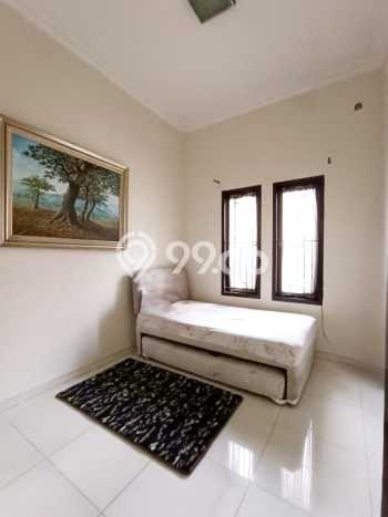 Rumah Luxury Modern Tanpa Renovasi di Rawamangun Jakarta Timur Rumah Luxury Modern Tanpa Renovasi di Rawamangun Jakarta Timur