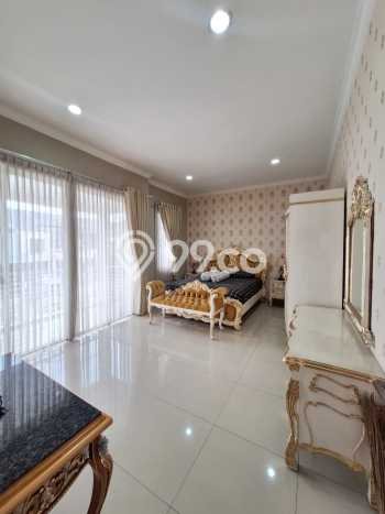 Rumah Elit Modern Tanpa Renovasi di Galaxy Bekasi Rumah Elit Modern Tanpa Renovasi di Galaxy Bekasi
