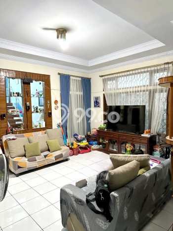 Ready to Use! Luxury House LT 260m2 Desain Elegan di Cibubur Ready to Use! Luxury House LT 260m2 Desain Elegan di Cibubur