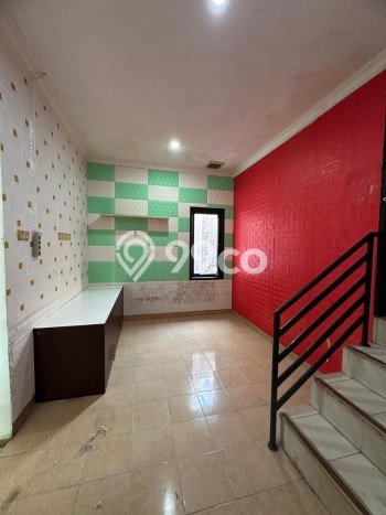 Dijual Hunian Rumah Terawat 5 Kamar di Condet, Jakarta Timur Dijual Hunian Rumah Terawat 5 Kamar di Condet, Jakarta Timur