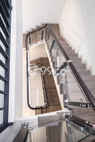 Dijual Rumah Mewah Elegan Dengan View Eksklusif di Rawamangun, Jakarta Timur Dijual Rumah Mewah Elegan Dengan View Eksklusif di Rawamangun, Jakarta Timur