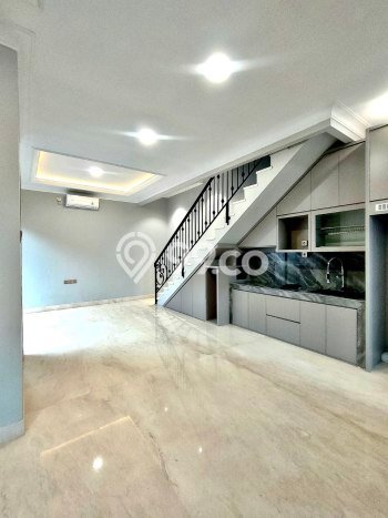 Hunian Elit LB 227m2 Siap Pakai Desain Elegan di Mampang, Jakarta Selatan Hunian Elit LB 227m2 Siap Pakai Desain Elegan di Mampang, Jakarta Selatan
