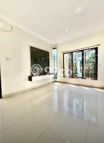 Rumah Modern 3 KT LT 128m2 di Rawamangun Rumah Modern 3 KT LT 128m2 di Rawamangun