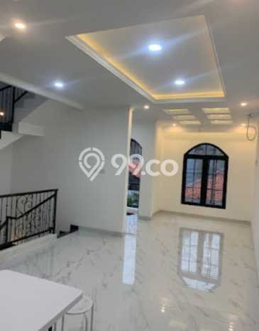 For Sale Rumah Mewah Exclusive di Tebet, Jakarta Selatan For Sale Rumah Mewah Exclusive di Tebet, Jakarta Selatan