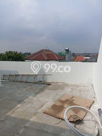 Rumah Luas Asri 3 KT Siap Pakai di Pondok Bambu Jakarta Timur Rumah Luas Asri 3 KT Siap Pakai di Pondok Bambu Jakarta Timur
