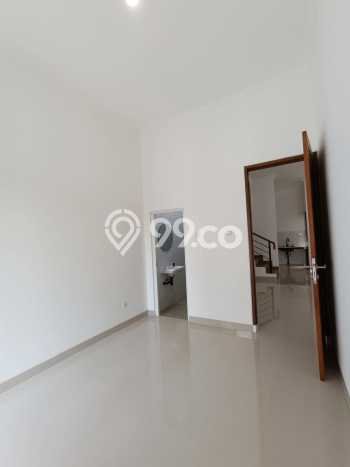 Rumah Modern 3 KT di Pondok Kelapa Jakarta Timur Unfurnished Rumah Modern 3 KT di Pondok Kelapa Jakarta Timur Unfurnished
