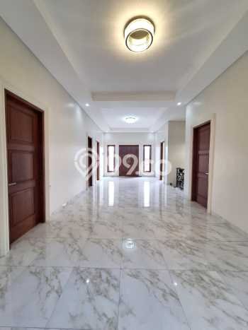 For Sale! Luxury House LT 204m2 Desain Modern di Cipinang For Sale! Luxury House LT 204m2 Desain Modern di Cipinang