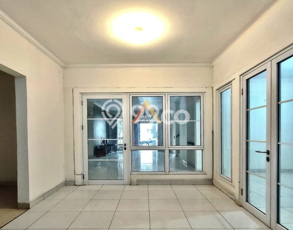Dijual Hunian Rumah Terawat 4 KT di Kota Wisata, Jakarta Timur Dijual Hunian Rumah Terawat 4 KT di Kota Wisata, Jakarta Timur