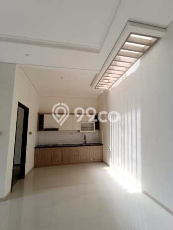 Rumah Elit Modern Tanpa Renovasi di Rawamangun Jakarta Timur Rumah Elit Modern Tanpa Renovasi di Rawamangun Jakarta Timur