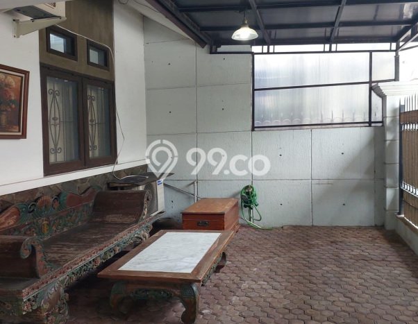 Rumah Elit Modern Siap Huni di Pondok Kelapa Jakarta Timur Rumah Elit Modern Siap Huni di Pondok Kelapa Jakarta Timur