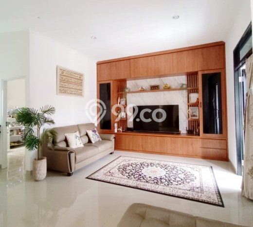 Ready to Use! Premium House LT 95m2 Desain Elegan di Rawamangun Ready to Use! Premium House LT 95m2 Desain Elegan di Rawamangun