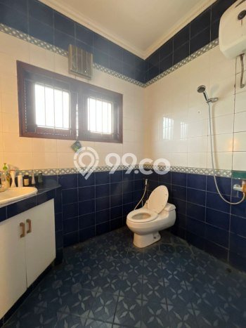 Siap Huni Hunian Elit 7 Kamar di Cilandak Dekat ke Mana Saja Siap Huni Hunian Elit 7 Kamar di Cilandak Dekat ke Mana Saja