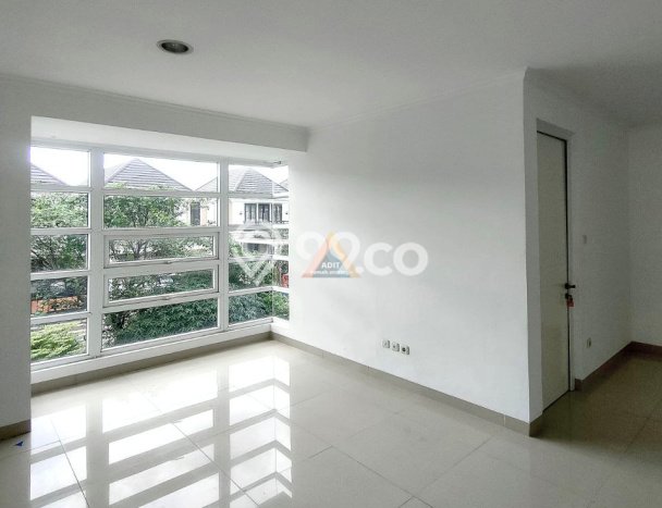 Rumah Minimalis 5 KT di Cibubur Bekasi Semi Furnished Rumah Minimalis 5 KT di Cibubur Bekasi Semi Furnished
