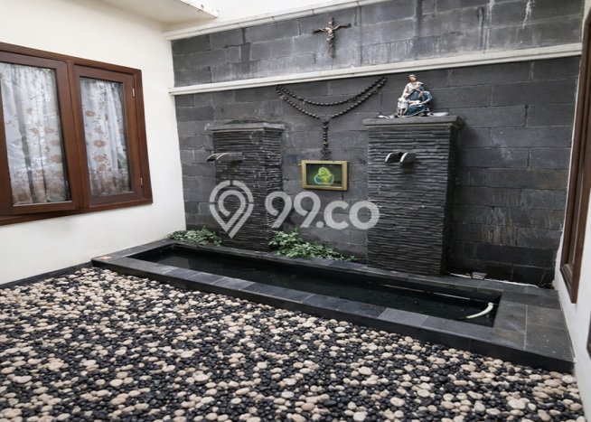 Rumah Elit Modern Tanpa Renovasi di Rawamangun Jakarta Timur Rumah Elit Modern Tanpa Renovasi di Rawamangun Jakarta Timur