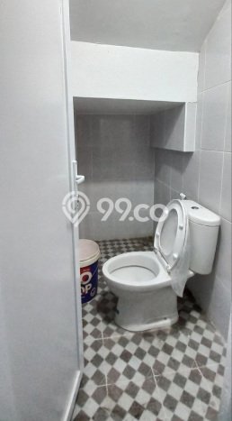 Kantor Dijual di Jakarta Timur LT 200m2 & LB 850m2 Lokasi Terbaik! Kantor Dijual di Jakarta Timur LT 200m2 & LB 850m2 Lokasi Terbaik!