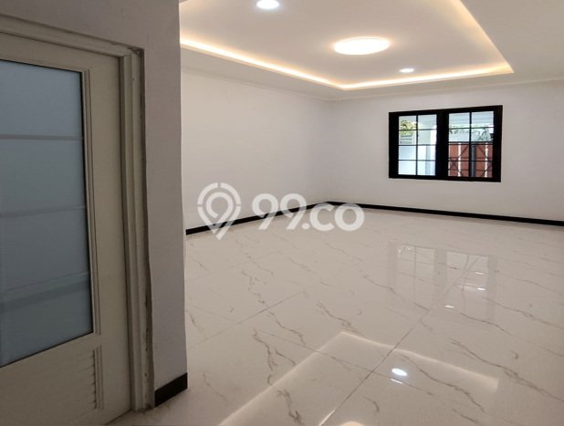 For Sale Hunian Rumah Terawat 4 KT di Pondok Kelapa, Jakarta Timur For Sale Hunian Rumah Terawat 4 KT di Pondok Kelapa, Jakarta Timur
