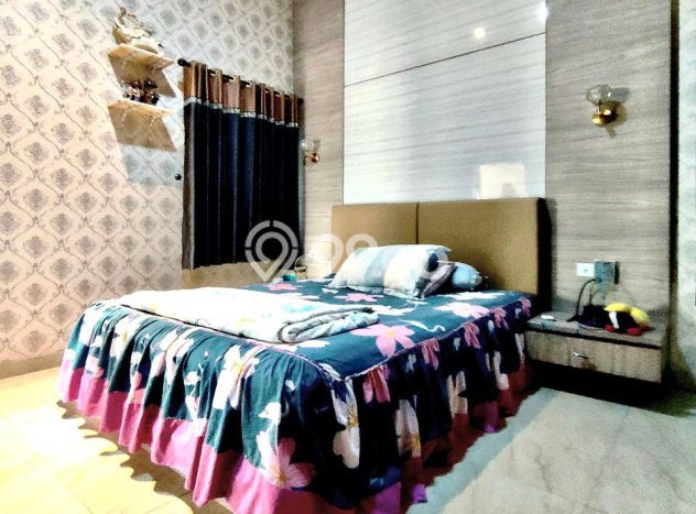 Rumah Luxury Modern Tanpa Renovasi di Kota Wisata Jakarta Timur Rumah Luxury Modern Tanpa Renovasi di Kota Wisata Jakarta Timur