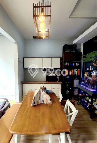 Rumah Luxury Modern Siap Huni di Cibubur Bekasi Rumah Luxury Modern Siap Huni di Cibubur Bekasi
