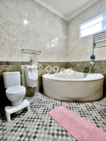 For Sale! Luxury House LT 232m2 Desain Elegan di Galaxy For Sale! Luxury House LT 232m2 Desain Elegan di Galaxy