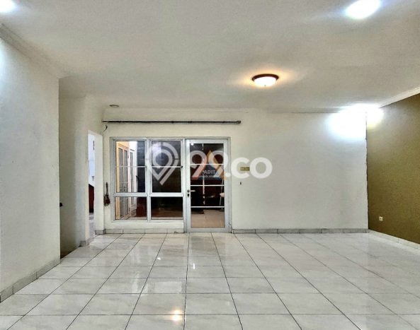 Dijual Hunian Rumah Terawat 4 KT di Kota Wisata, Jakarta Timur Dijual Hunian Rumah Terawat 4 KT di Kota Wisata, Jakarta Timur