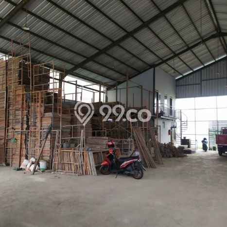 Gudang di Terusan Buah Batu, Luas 600m², Jalan Utama, Lokasi Strategis Gudang di Terusan Buah Batu, Luas 600m², Jalan Utama, Lokasi Strategis