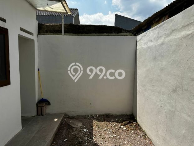 For Sale Rumah 5 Kamar Lokasi Strategis Nyaman dan Strategis di Arcamanik For Sale Rumah 5 Kamar Lokasi Strategis Nyaman dan Strategis di Arcamanik
