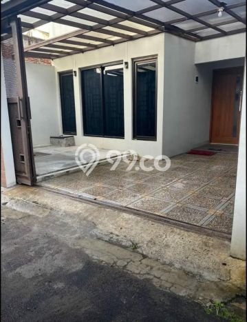 Rumah Minimalis 3 Kamar LT 120m2 di Turangga Rumah Minimalis 3 Kamar LT 120m2 di Turangga