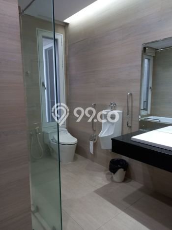 Ready to Use! Luxury House LT 230m2 Desain Elegan di Permata Buana Ready to Use! Luxury House LT 230m2 Desain Elegan di Permata Buana