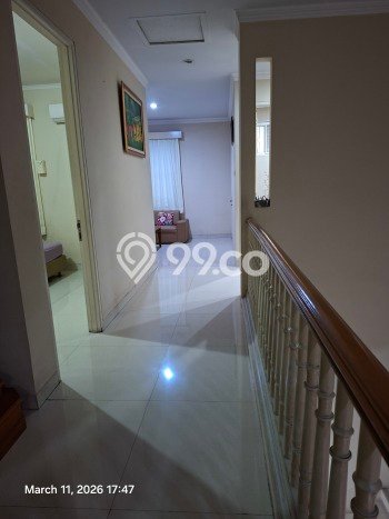 Rumah Mewah LB 400m2 Siap Huni Desain Elegan di Puri Indah, Jakarta Barat Rumah Mewah LB 400m2 Siap Huni Desain Elegan di Puri Indah, Jakarta Barat