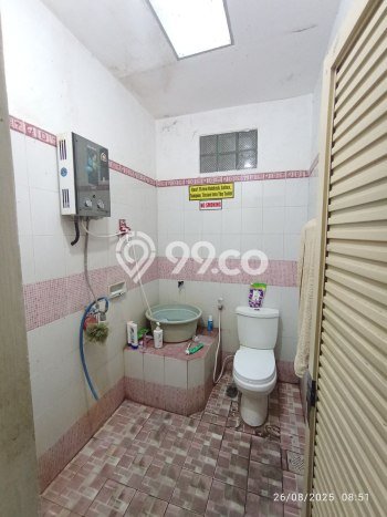 Hunian Cantik Modern Lb 200m2 di Klojen, Malang Hunian Cantik Modern Lb 200m2 di Klojen, Malang