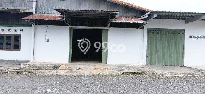 Gudang Disewa di Pakis, Malang, LT 420m2 / LB 420m2 Gudang Disewa di Pakis, Malang, LT 420m2 / LB 420m2