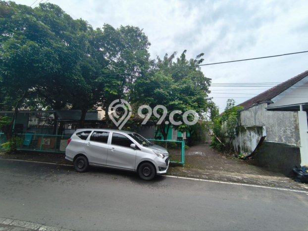 Rumah Eksklusif Siap Huni LT 827m2 di Lowokwaru, Malang Rumah Eksklusif Siap Huni LT 827m2 di Lowokwaru, Malang
