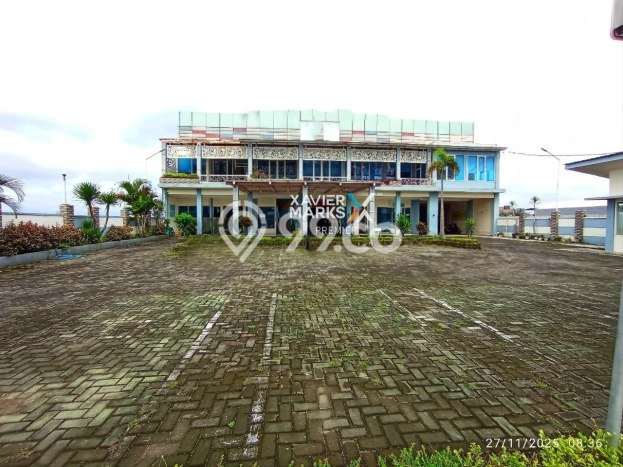 Unit Komersial Dijual di Malang LT 7811m2 & LB 3394m2 Unit Komersial Dijual di Malang LT 7811m2 & LB 3394m2