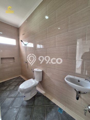 Jual Rumah Strategis Bagus Punya 3 KT di Pamulang Tangerang Selatan SHM Jual Rumah Strategis Bagus Punya 3 KT di Pamulang Tangerang Selatan SHM